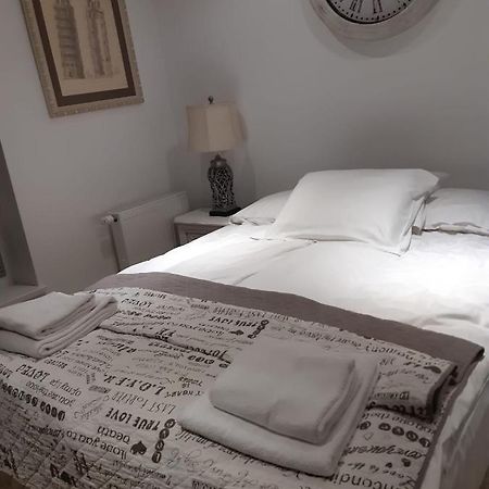 Rossalia Apartment 아우구스투프 외부 사진